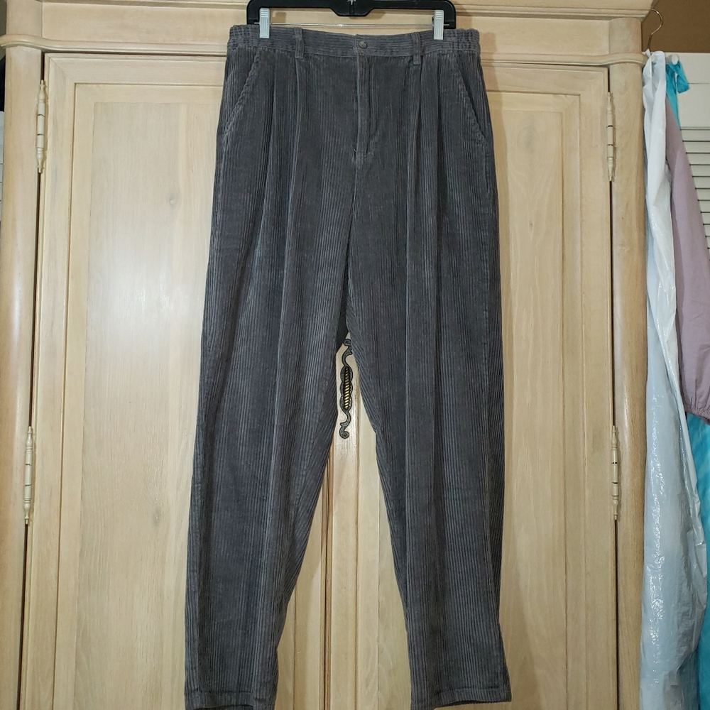 J. Peterman Women's 6-wale cords, sizes 14 & 18
